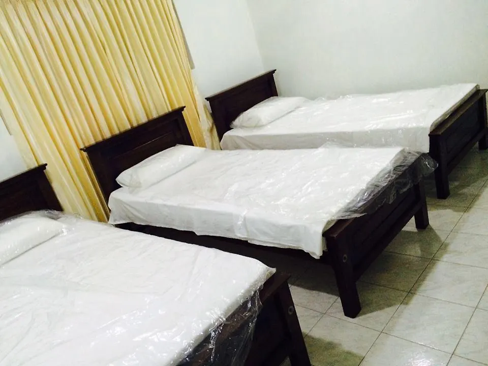 Sleep Cheap Hostel Negombo 0*,  Sri Lanka
