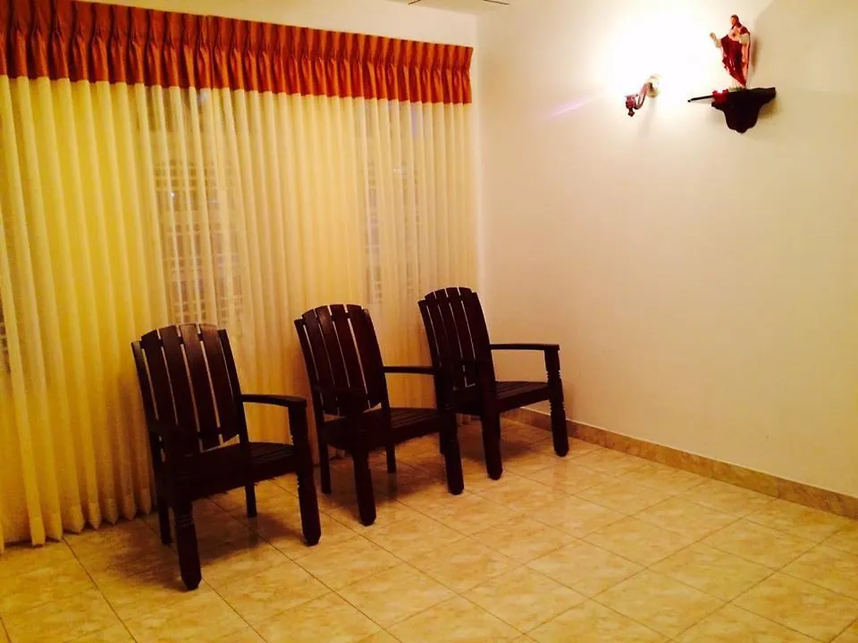 Sleep Cheap Hostel Negombo Sri Lanka