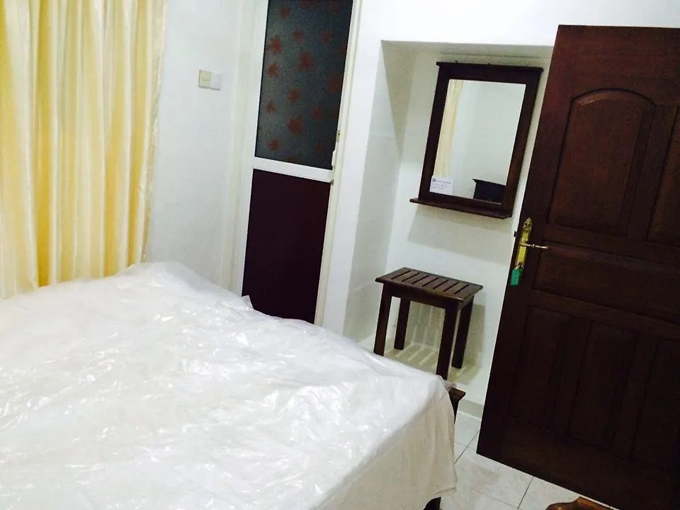 Sleep Cheap Hostel Negombo