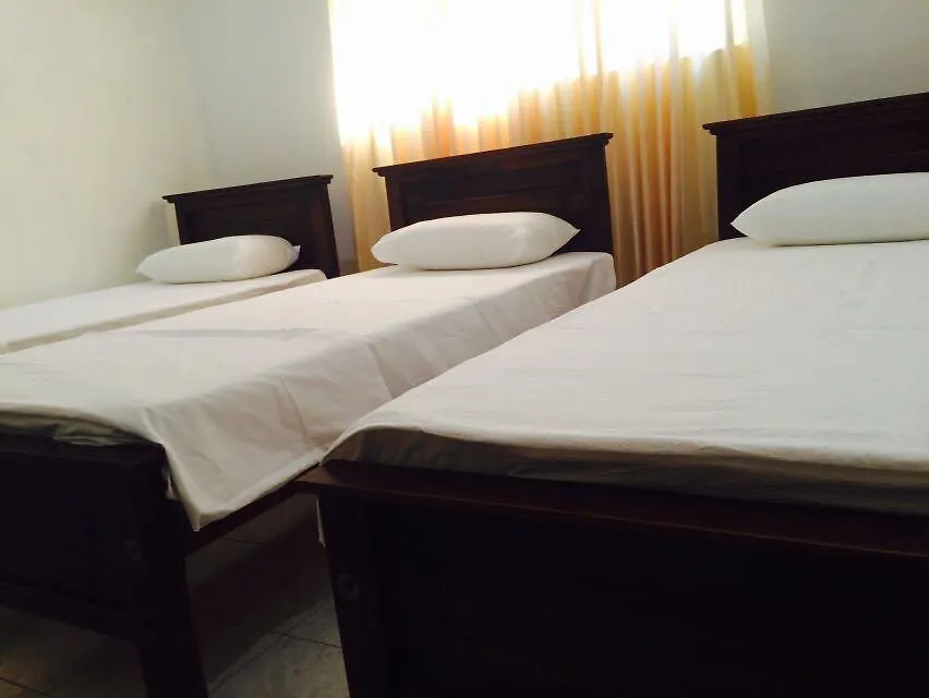 Sleep Cheap Hostel Negombo