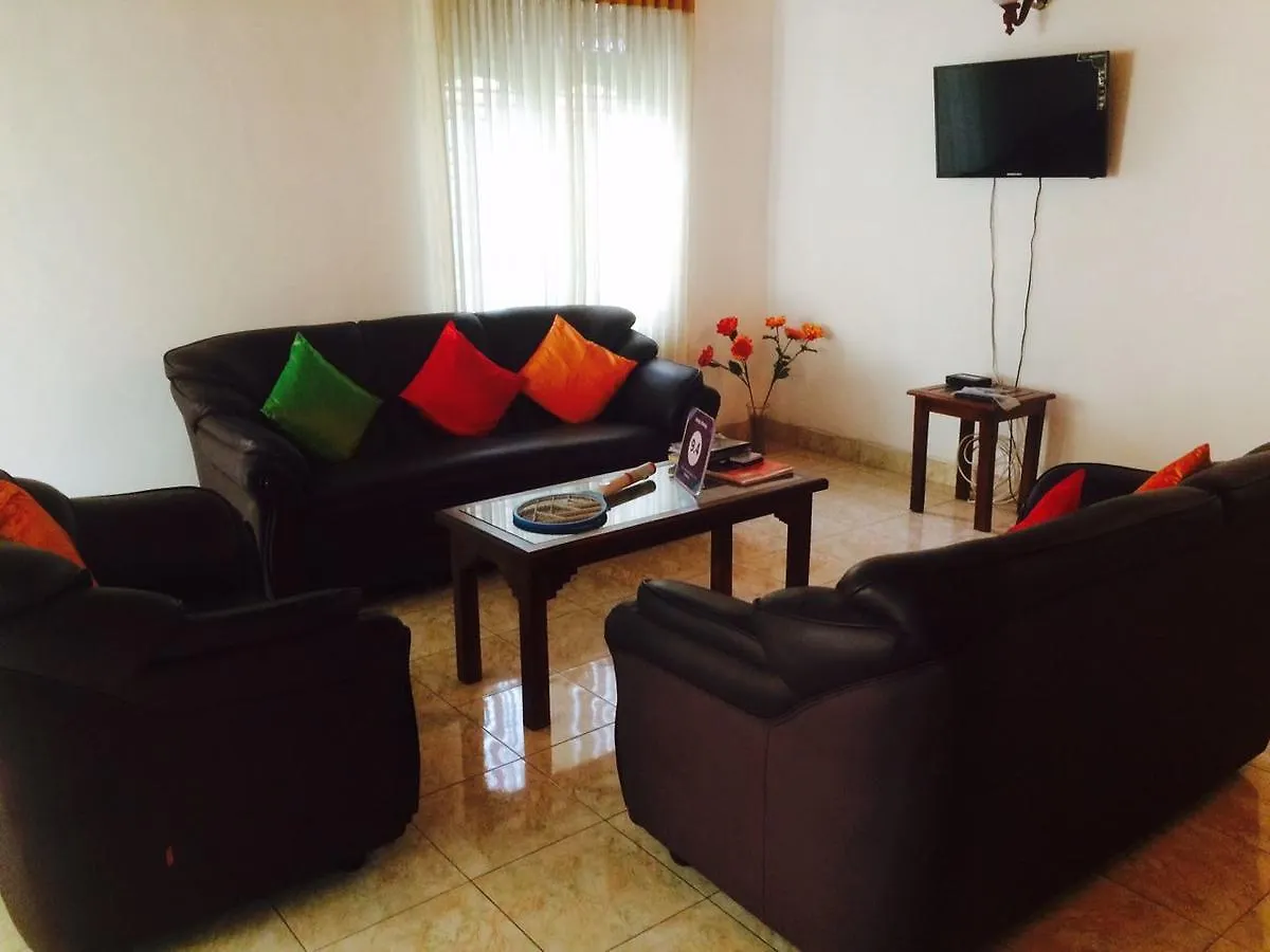 Sleep Cheap Hostel Negombo 0*,  Sri Lanka