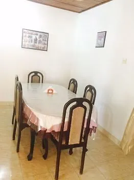 Sleep Cheap Hostel Negombo Sri Lanka
